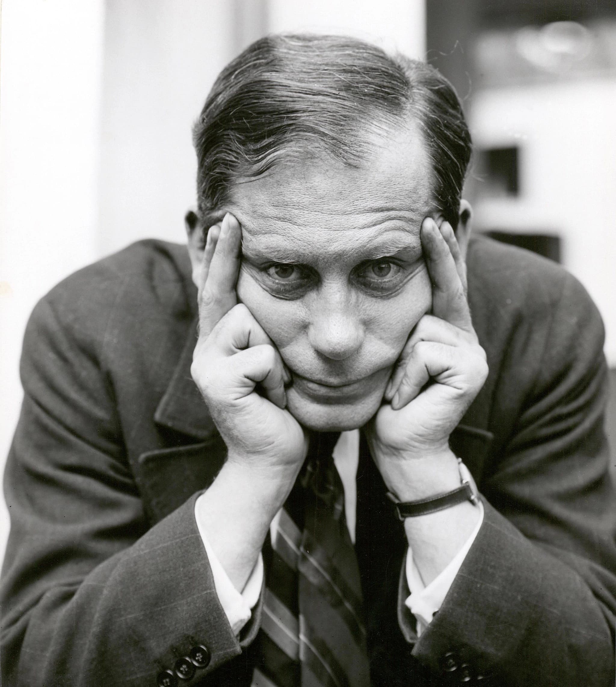 Architect Walter Gropius Bauhaus